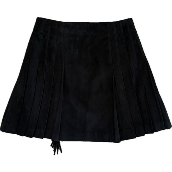 burberry 100% lamb suede pleated fringe mini skirt w/ buckle - Picture 4 of 8